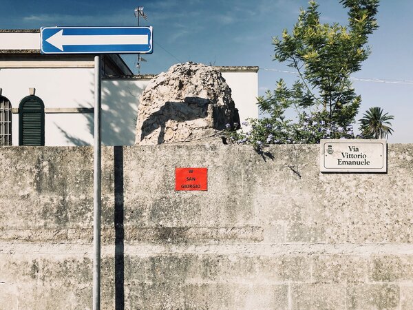 Fotografia dal progetto 'Lascia stare i santi' di Alessandro Pessina