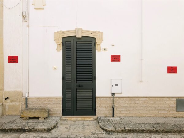 Fotografia dal progetto 'Lascia stare i santi' di Alessandro Pessina