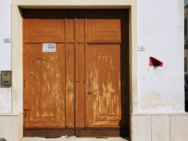 Fotografia dal progetto 'Lascia stare i santi' di Alessandro Pessina