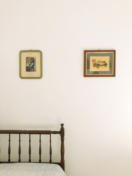 Fotografia dal progetto 'Pareti bianche' di Alessandro Pessina