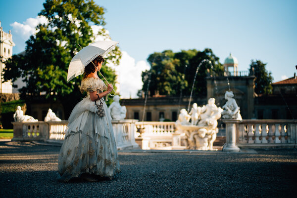 Fotografia dall'album 'Villa Litta - Palazzo Marino' di Alessandro Pessina