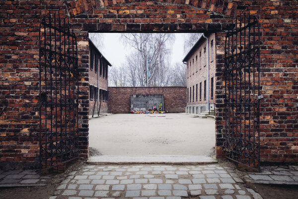 Fotografia dal progetto 'Vite segnate, voci sospese' di Alessandro Pessina